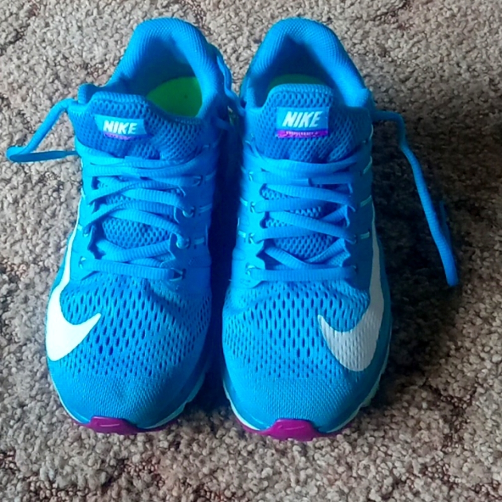 Nike running betterworld.com womens 6